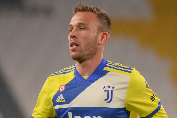 เซ็นสัญญาอาร์เธอร์