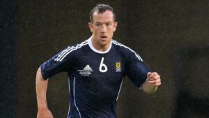 ช่วยสโมสรบ้านเกิด