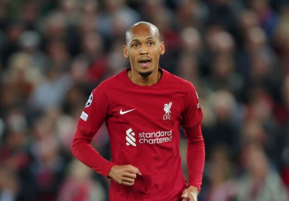 ผู้เล่นตัวจริง