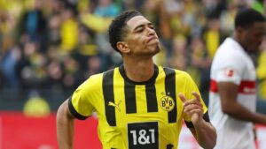 จู๊ดเป็นที่สนใจ