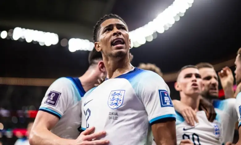 อังกฤษมาแรง