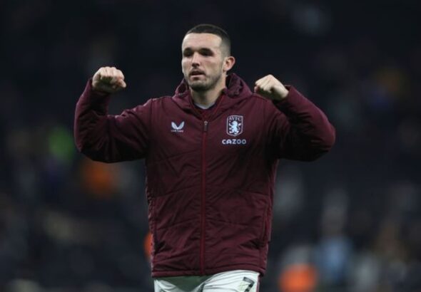 จอห์น แม็คกินน์