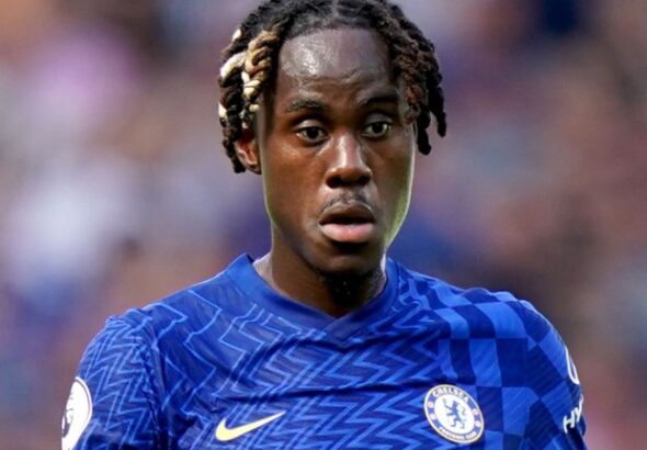 เชลซีโล๊ะนักเตะ