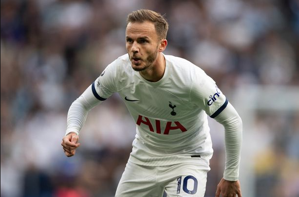 เจมส์หยอกล้อ